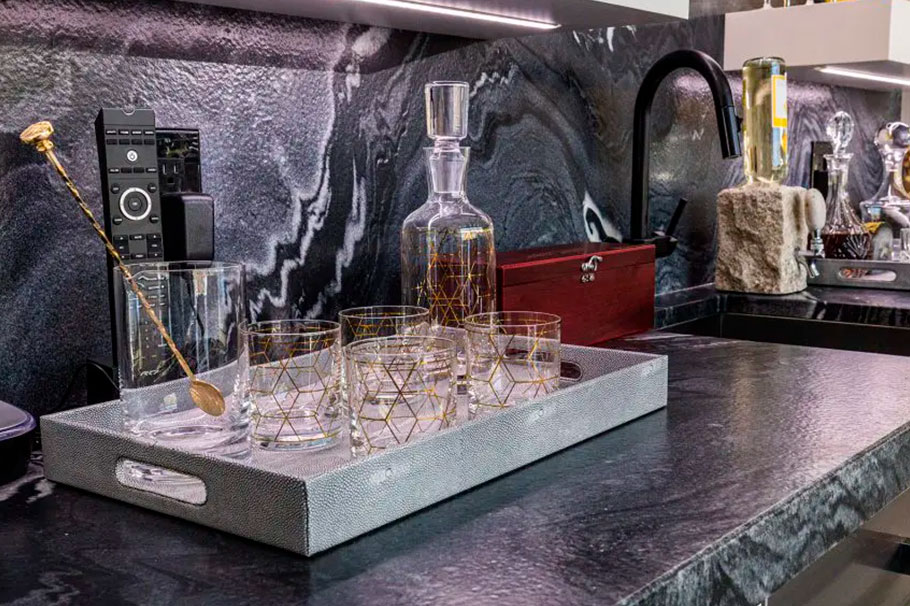 Which countertop material is perfect for your home bar?